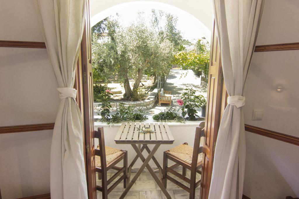 Naftilos Skiathos Luaran gambar